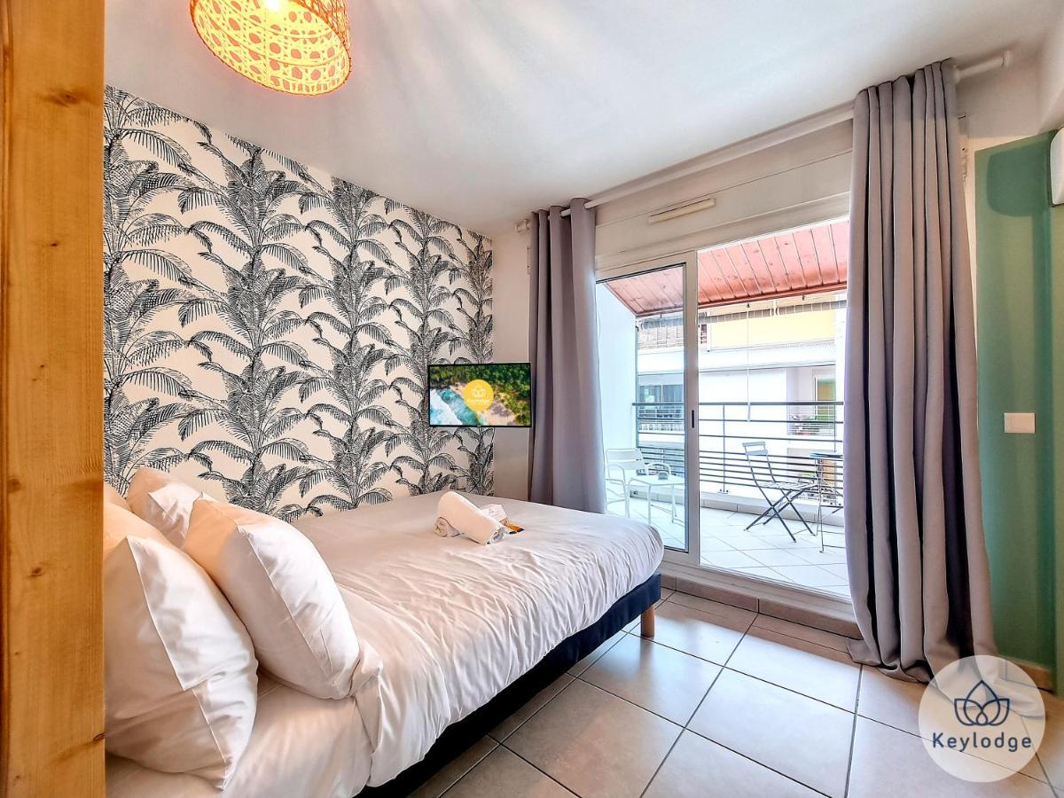 La Riviera - Studio Proche Du Centre De Сен-Дени Экстерьер фото